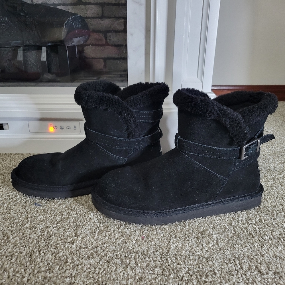 Koolaburra by UGG Delene Mini Fashion Boot Women's Black Round Toe Suede, Size 9